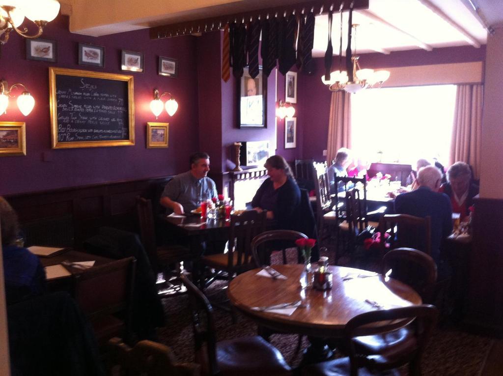 The Cricketers Inn Winchester Kültér fotó